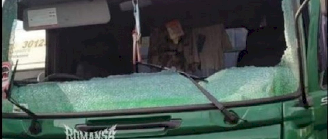 Pelaku saat menganiaya sopir mobil truk di Sunter, Jakarta Utara. 