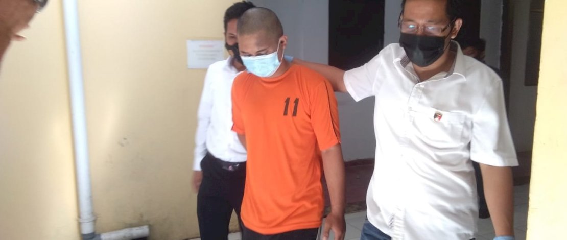 Pelaku saat diamankan Satreskrim Polres Pinrang.