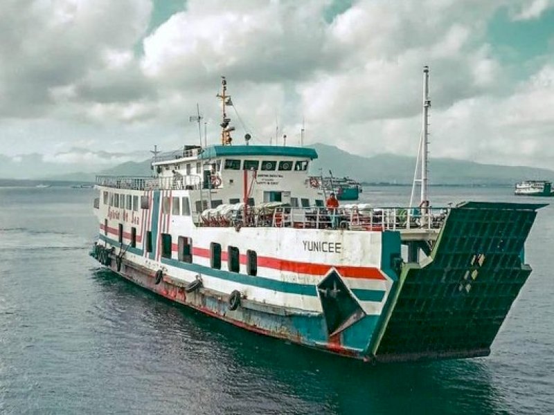 Jelang Merapat ke Pelabuhan Gilimanuk,  KMP Yunicee Terseret Lalu Tenggelam, Berikut Video Evakuasi