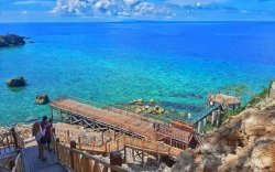 Positif Melonjak, Dispar Tutup Dua Spot Wisata di Tanjung Bira