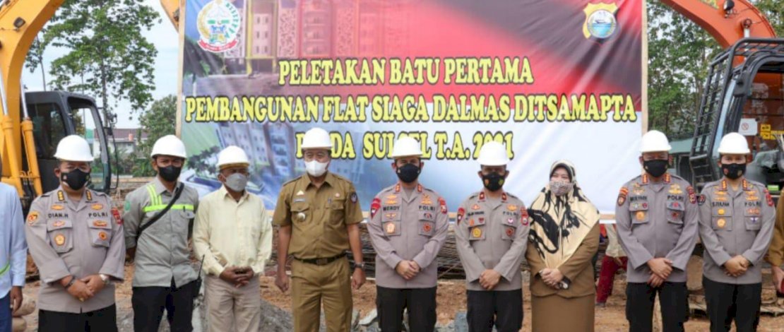 Peletakan batu pertama pembangunan Flat Siaga Dalmas Ditsamapta Polda Sulsel.