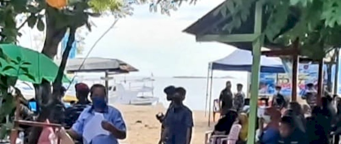 TNI AL gelar vaksinasi Covid-19 di Pulau Lae-lae.