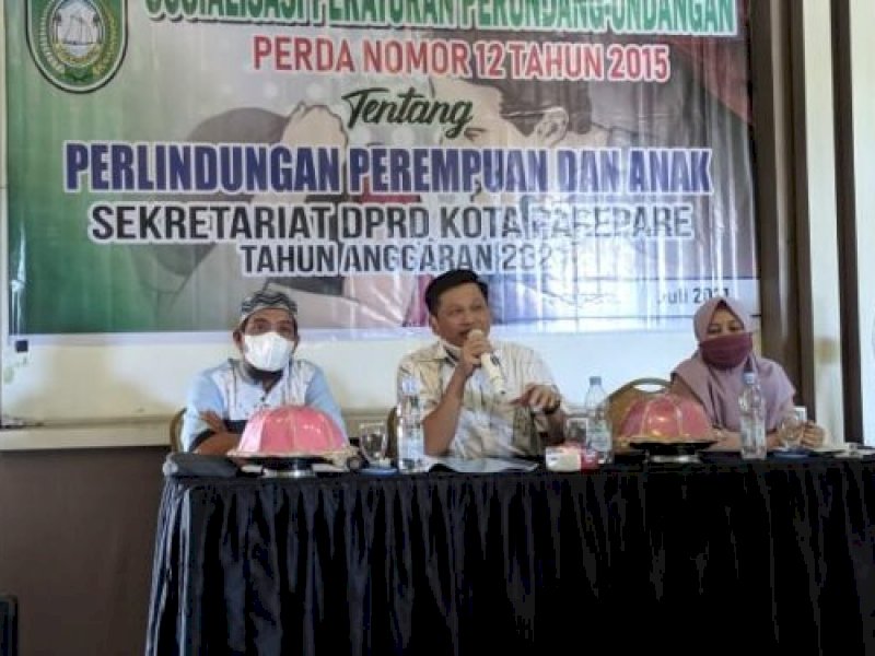 Libatkan DP3A, Legislator DPRD Parepare Suyuti Sosialisasikan Perda Perlindungan Perempuan dan Anak
