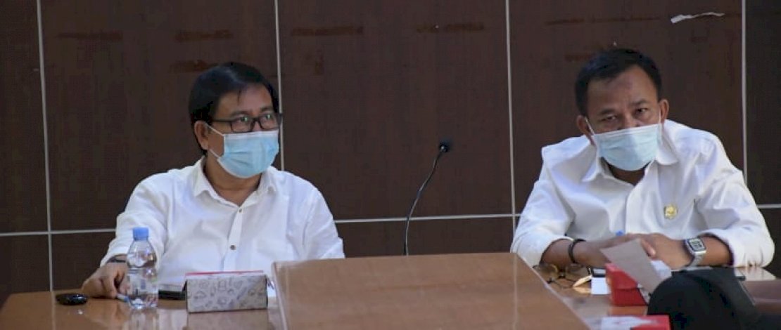 Wakil Bupati Luwu Utara, Suaib Mansur, memimpin Rapat Koordinasi Jalur Distribusi Tanah Merah untuk Kepentingan Pembangunan Saluran Irigasi Baliase di Ruang Rapat Wakil Bupati, Rabu (7/7/2021).