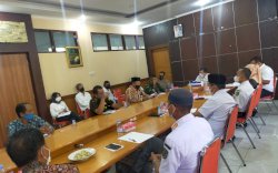 Salat Iduladha di Lutra Tetap dengan Protokol Kesehatan yang Ketat