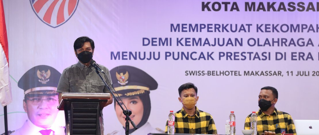 Terpilih Ketua IKASI Makassar, Firman Pagarra Upayakan Memasyarakatkan Olahraga Anggar