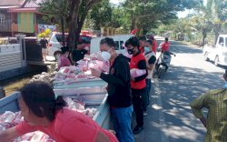 PDI Perjuangan Sulsel Bantu Korban Banjir di Tiga Kabupaten