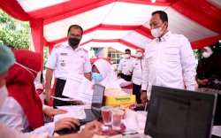 Disaksikan Presiden Jokowi Secara Virtual, Danny Bersama Kabinda Sulsel Hadiri Vaksinasi Massal Pelajar SMP