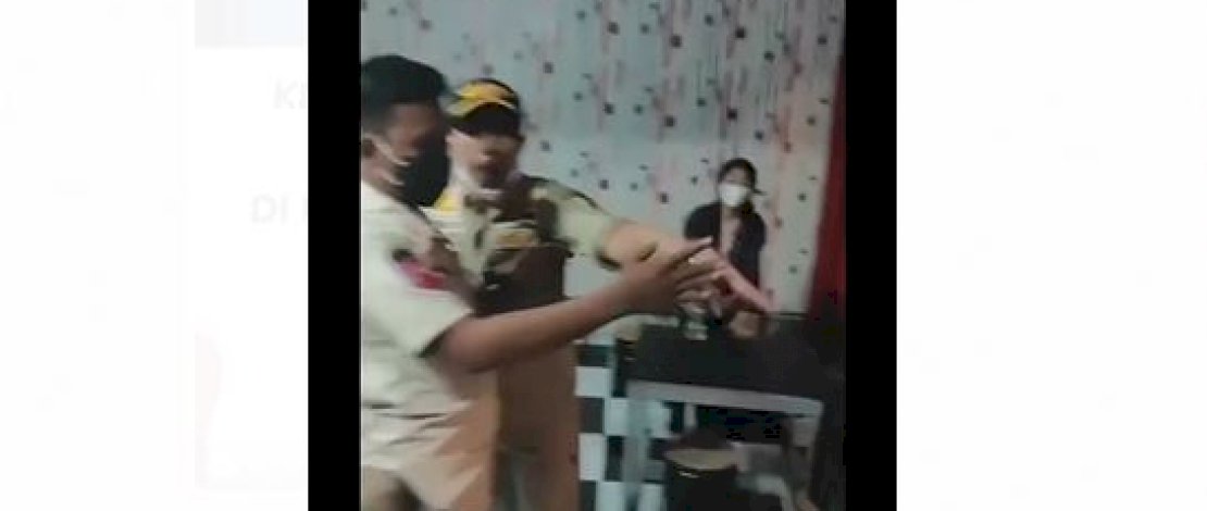 Detik-detik oknum Satpol PP memukul wanita hamil pemilik kafe di Gowa.