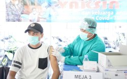 Jadi Episentrum Penyebaran Virus, Andi Sudirman Instruksikan Percepat Vaksinasi di Kawasan Mamminasata