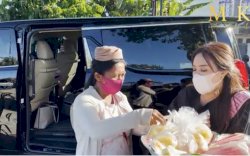 Maharani Kemala Boyong Penjual Jagung Belanja Bahan Pokok