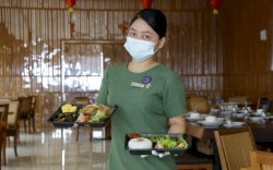 Mau Makan Enak di Tengah Pandemi ? Yuk, Cobain Meal Box The Rinra Hotel 