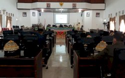 Kecewa, Bupati Pinrang Tinggalkan Rapat Paripurna DPRD