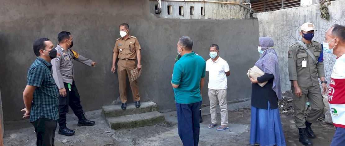 Pintu  rumah tahfiz di Kelurahan Masale, ditutup semen oleh oknum legislator salah satu kabupaten di Sulsel.  