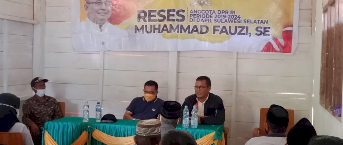 Suasana reses anggota DPR RI Muhammad Fauzi.