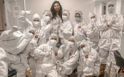 Satu Wisma Atlet Heboh Disambangi Millen Cyrus Tanpa Gunakan APD 