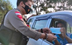 Satuan Samapta Polres Luwu Intens Patroli dan Bagikan Masker