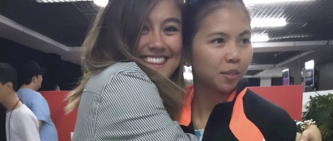 Salah satu momen bahagia Agnezmo bersama Agresya Polli.