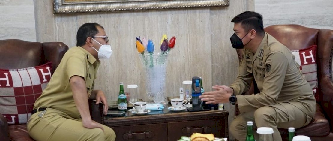 Sinkronkan PPKM Makassar - Gowa, Adnan Purichta Sambangi Danny Pomanto