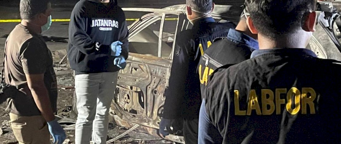 Satreskrim Polres Pangkep bersama Tim Labfor melakukan olah TKP kebakaran SPBU Semen Tonasa, Jumat (7/8/2021).