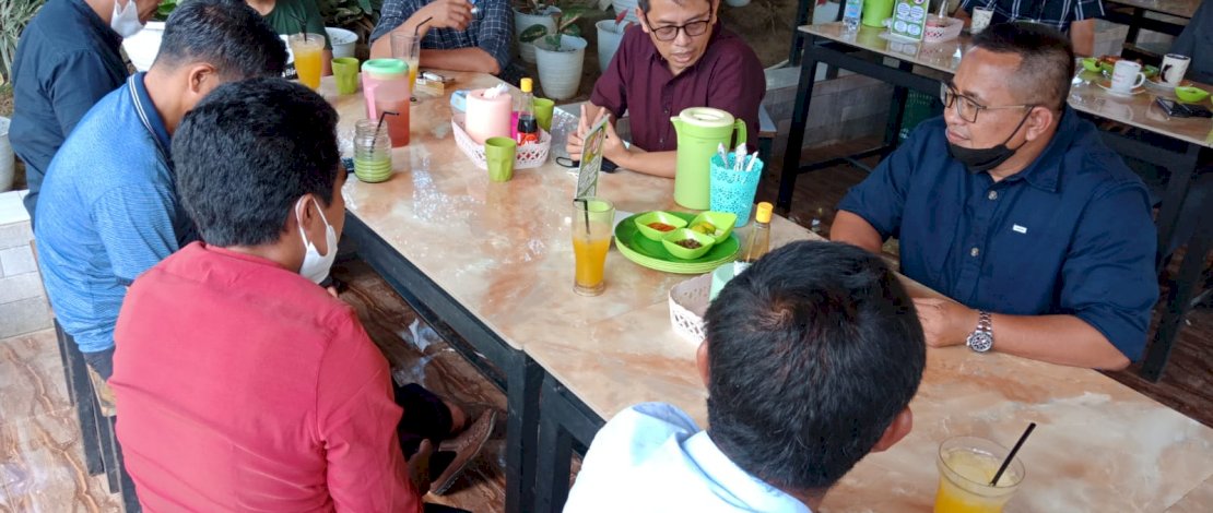 Anggota DPR RI Muhammad Fauzi Temui Tokoh Masyarakat Lintas Daerah di Sidrap Anggota DPR RI Muhammad Fauzi Temui Tokoh Masyarakat Lintas Daerah di Sidrap