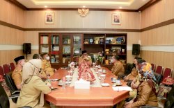 Jelang Peringatan HUT RI, Bupati Barru Minta Camat Tak Bosan Ingatkan Warga Soal Protokol Kesehatan