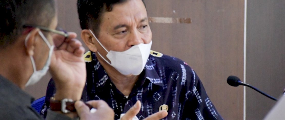 Sekda Pekab Lutra, Armiady.