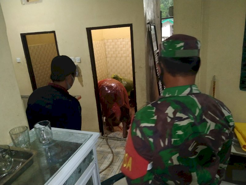 Jasad Petugas Kebersihan Masjid Ditemukan Membusuk di Dalam Toilet