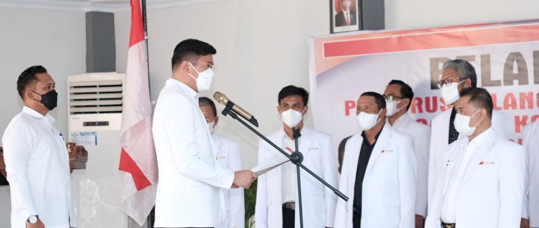 Lantik Pengurus PMI Sidrap dan Pare-Pare, Adnan Minta PMI Bersinergi dengan Pemerintah Setempat