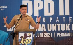 Adnan Minta KNPI Gowa Susun Program Konkrit yang Menyasar Masyarakat