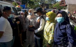DPPPA Makassar Hibur Korban Kebakaran Perempuan dan Anak 