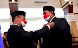30 Tahun Mengabdi, Abdul Hayat dan Sukarniaty Kondolele Terima Penghargaan Satya Lancana Karya Satya dari Presiden RI