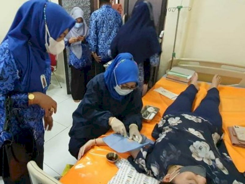 Pandemi, BKKBN Sulsel dan DPPKB Kota Makassar Lakukan Pelayanan KB Mobile