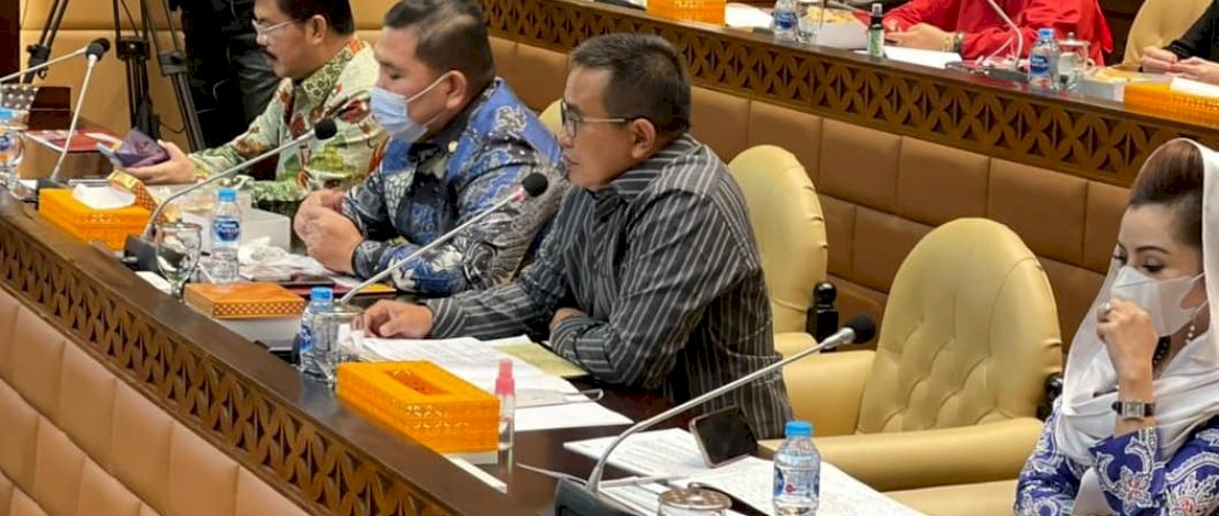 Anggota DPR RI Muhammad Fauzi pada rapat kerja Komisi V DPR dengan Kementerian PUPR Anggota DPR RI Muhammad Fauzi pada rapat kerja Komisi V DPR dengan Kementerian PUPR