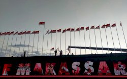 HUT RI di Makassar, Pantai Losari Berhias Mural Pandemi COVID-19