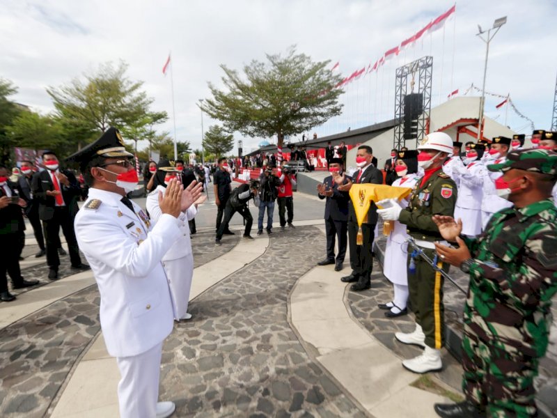 Semarak 17 Agustus, Wali Kota Makassar Gelorakan Semangat Lawan Covid-19