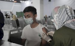 Diikuti Berbagai Komunitas, Selebgram dan Masyarakat Umum, Vaksinasi Peduli Generasi ISYEF dan RSIA Ananda Berjalan Tertib