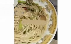 Mi Ayamnya Diviralkan Mengandung Kepala dan Ekor Tikus, Pemilik Warung di Palopo Laporkan Pengirim Video