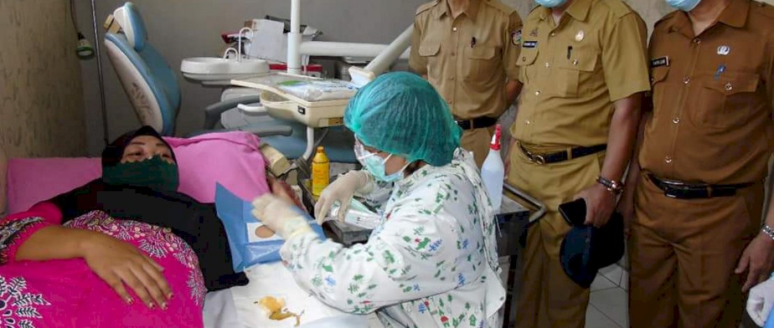 DPPKB Kota Makassar kembali melaksanakan pelayanan KB Metode Kontrasepsi Jangka Panjang, Senin, 21 Juni 2021, di PKM Rappokalling Kecamatan Tallo, dan PKM Maccini Sombala, Kecamatan Tamalate.