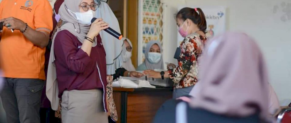 DPPKB Makassar melaksanakan Optimalisasi Pelayanan Kontrasepsi Suntik, di Pusat Pelayanan Keluarga Sejahtera Kencana Mappadeceng, Toddopuli V, Kecamatan Manggala, Kamis, 18 Juni 2021. 