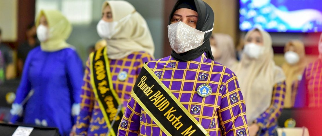 unda Paud Kota Makassar, Indira Yusuf Ismail, menghadiri Rapat Koordinasi dan Advokasi Bunda Paud se Sulsel, di ruang rapat pimpinan kantor Gubernus Sulawesi Selatan, Selasa (24/08/2021).