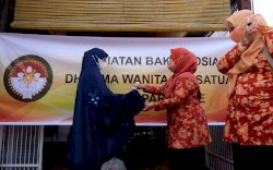 DWP Parepare Salurkan Sembako ke Keluarga Pasien Covid-19 yang Isoman