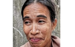 Pasca Viral Disebut Mirip Presiden Jokowi, Ani Fina Kini Kebanjiran Tamu