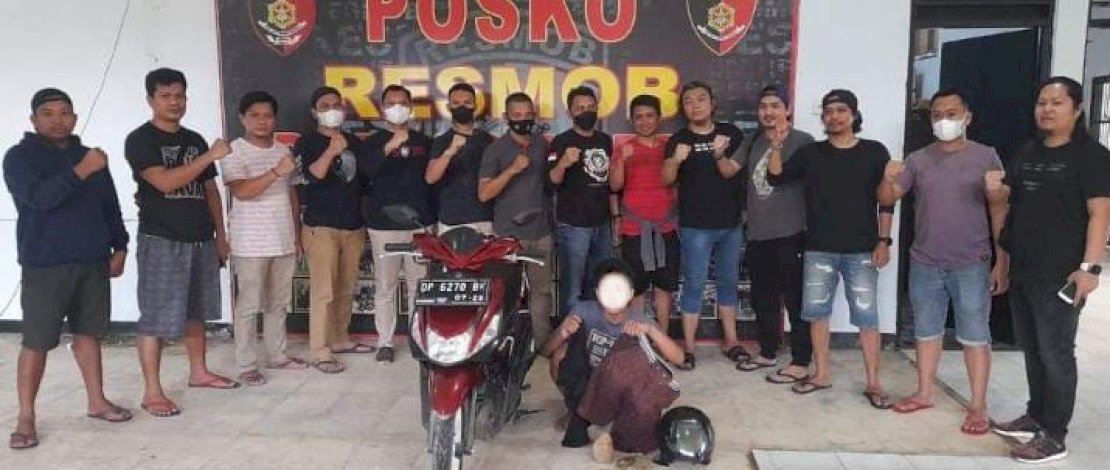 Teduga pelaku pembunuan gadis Barru dibekuk.