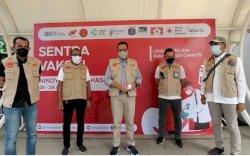 Kunjungi Vaksinasi Covid-19 IKA Unhas, Anies Baswedan: Terima Kasih