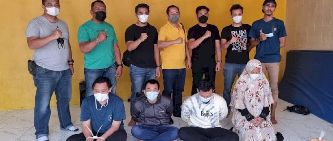Empat pelaku dibekuk di Jakarta. Salah satunya, otak penculikan. Empat pelaku dibekuk di Jakarta. Salah satunya, otak penculikan.