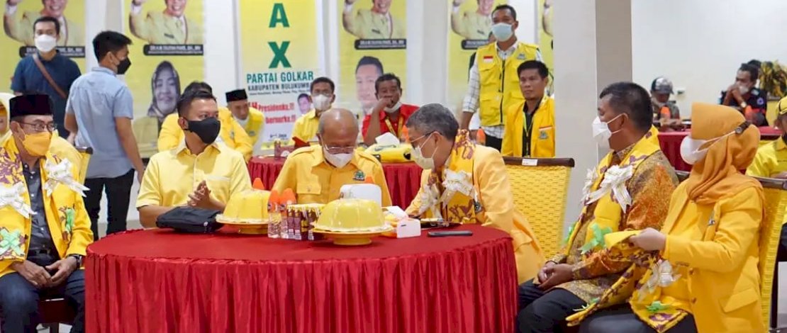 Ketua DPD Partai Golkar Kabupaten Sinjai, Hj Andi Kartini Ottong SP MSP, memboyong anggota Fraksi Golkar DPRD Sinjai menghadiri Musda X Partai Golkar Kabupaten Bulukumba, di Hotel Hakuna Matata, Bira, Ahad 28 Agustus 2021.