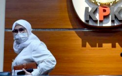 Kenal Wali Kota Tanjung Balai di Atas Pesawat, Ini Pelanggaran Kode Etik Komisioner KPK Lili Menurut Dewas