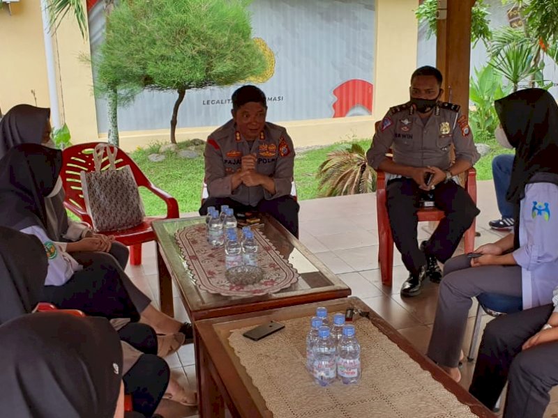 Dikunjungi Duta Anak, Kapolres Luwu Berbagi Ilmu Soal Four Point Zero