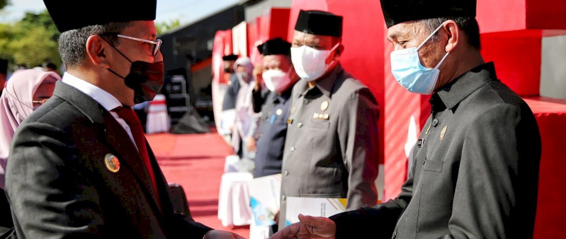 Proses pelantikan 47 pejabat administrator.